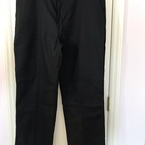 38/30” Men’s Dickies black work/dress pants. NWOT